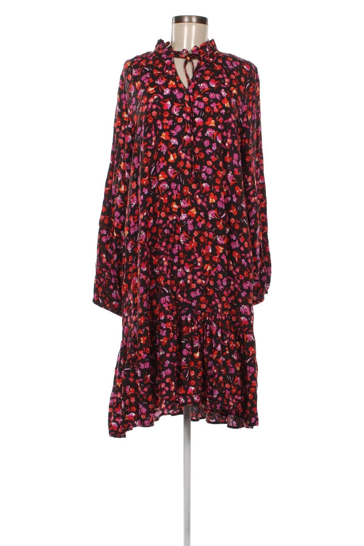 Kleid Emily Van den Bergh, Größe M, Farbe Mehrfarbig, Preis 50,34 €