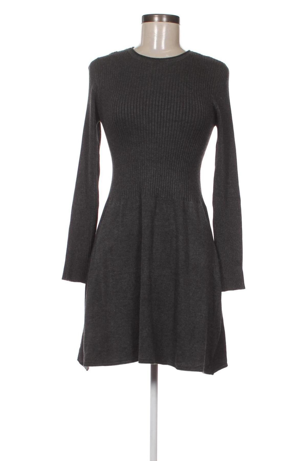 Kleid ONLY, Größe S, Farbe Grau, Preis € 29,90