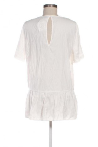 Γυναικεία μπλούζα Gina Tricot, Μέγεθος M, Χρώμα Λευκό, Τιμή 3,99 €