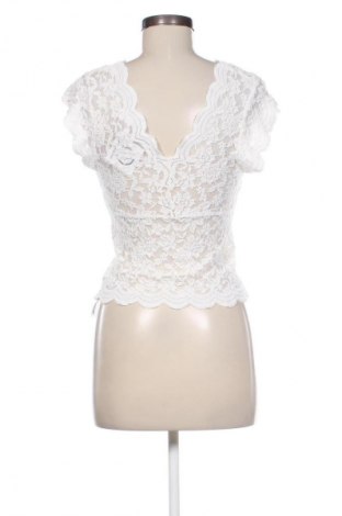 Bluză de femei Zara, Mărime M, Culoare Ecru, Preț 65,99 Lei