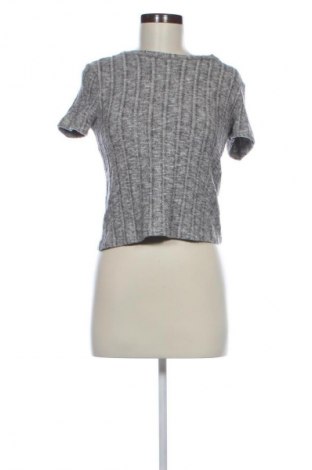 Bluzka damska Zara Trafaluc, Rozmiar M, Kolor Szary, Cena 65,99 zł