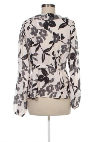 Damenbluse Risskio, Größe M, Farbe Mehrfarbig, Preis 5,99 €