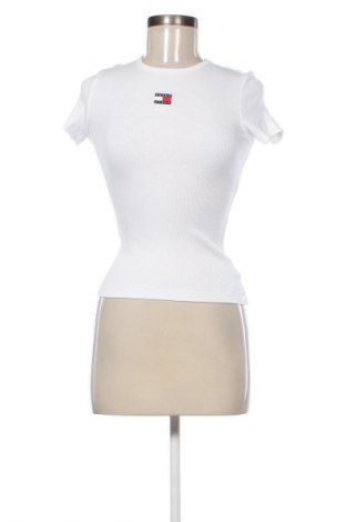 Női póló Tommy Jeans, Méret XS, Szín Fehér, Ár 22 109 Ft