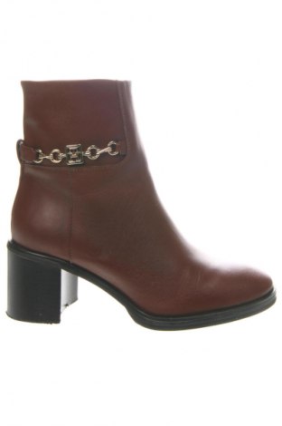 Damen Stiefeletten Tommy Hilfiger, Größe 39, Farbe Braun, Preis 147,99 €