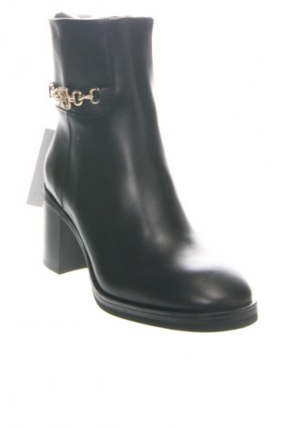 Damen Stiefeletten Tommy Hilfiger, Größe 36, Farbe Schwarz, Preis 194,99 €