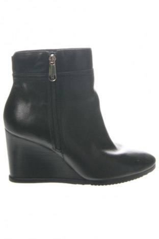Damen Stiefeletten Tommy Hilfiger, Größe 40, Farbe Schwarz, Preis 147,99 €