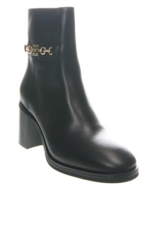 Dámske topánky  Tommy Hilfiger, Veľkosť 40, Farba Čierna, Cena  157,95 €