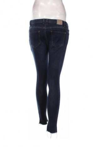Damskie jeansy Bench, Rozmiar M, Kolor Niebieski, Cena 94,25 zł