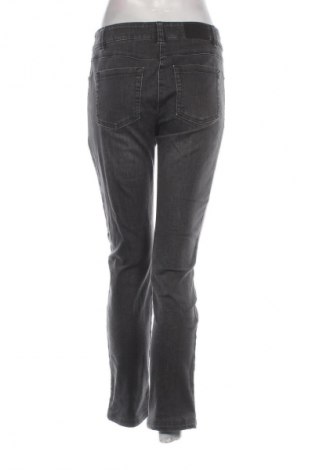 Γυναικείο Τζίν Gerry Weber, Μέγεθος M, Χρώμα Γκρί, Τιμή 12,99 €
