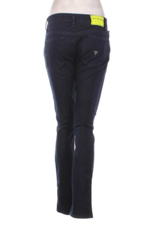 Damskie jeansy Guess, Rozmiar S, Kolor Niebieski, Cena 245,99 zł