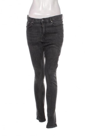 Damskie jeansy H&M, Rozmiar M, Kolor Czarny, Cena 26,99 zł