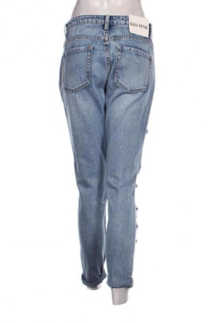 Blugi de femei Kiss Pink, Mărime M, Culoare Albastru, Preț 78,99 Lei