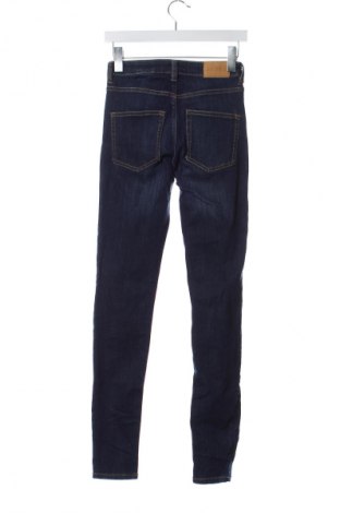 Blugi de femei Monki, Mărime XS, Culoare Albastru, Preț 36,99 Lei
