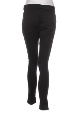 Damskie jeansy ONLY, Rozmiar M, Kolor Czarny, Cena 29,99 zł