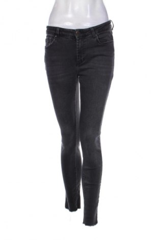 Damskie jeansy ONLY, Rozmiar M, Kolor Szary, Cena 29,99 zł