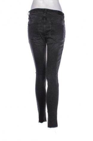 Damskie jeansy ONLY, Rozmiar M, Kolor Szary, Cena 29,99 zł