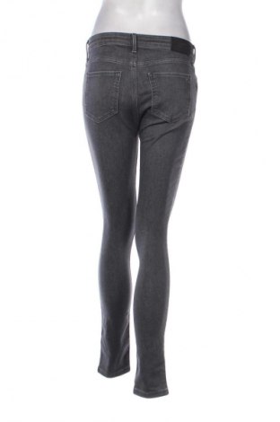 Dámske džínsy  Tommy Hilfiger, Veľkosť M, Farba Sivá, Cena  76,95 €