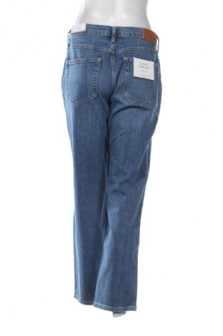 Дамски дънки Tommy Hilfiger, Размер XL, Цвят Син, Цена 204,99 лв.