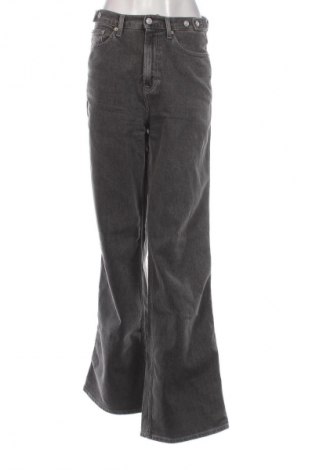 Dámske džínsy  Tommy Hilfiger, Veľkosť S, Farba Sivá, Cena  82,95 €
