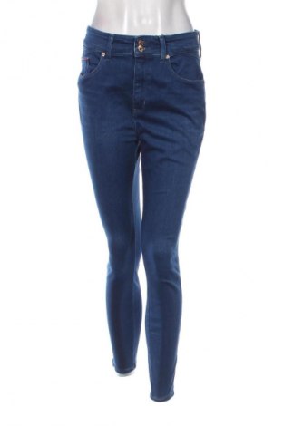 Damskie jeansy Tommy Jeans, Rozmiar M, Kolor Niebieski, Cena 564,99 zł
