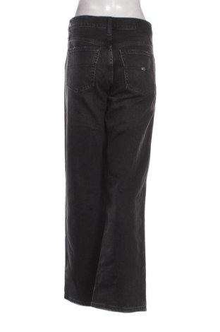 Női farmernadrág Tommy Jeans, Méret L, Szín Fekete, Ár 34 729 Ft