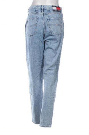 Дамски дънки Tommy Jeans, Размер M, Цвят Син, Цена 184,99 лв.
