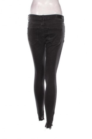 Damskie jeansy Vero Moda, Rozmiar M, Kolor Czarny, Cena 78,16 zł