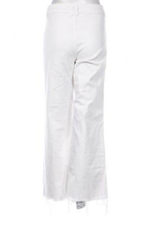 Damen Jeans Zara, Größe M, Farbe Weiß, Preis 18,99 €