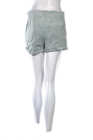 Damen Shorts Cider, Größe M, Farbe Grün, Preis € 9,99