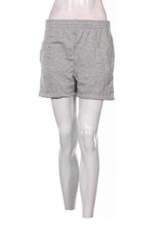 Damen Shorts H&M, Größe S, Farbe Grau, Preis € 4,99