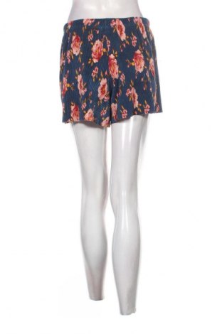 Damen Shorts No Boundaries, Größe M, Farbe Mehrfarbig, Preis € 4,99
