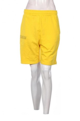 Damen Shorts PANGAIA, Größe M, Farbe Gelb, Preis 52,69 €
