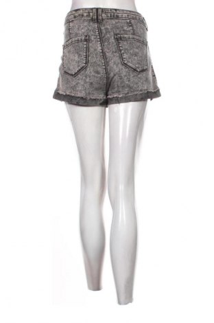 Damen Shorts Tally Weijl, Größe L, Farbe Mehrfarbig, Preis € 4,99