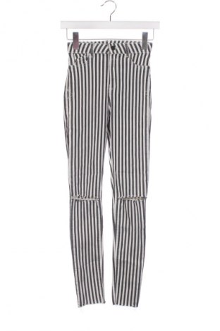 Damskie spodnie Bershka, Rozmiar XS, Kolor Kolorowy, Cena 24,99 zł