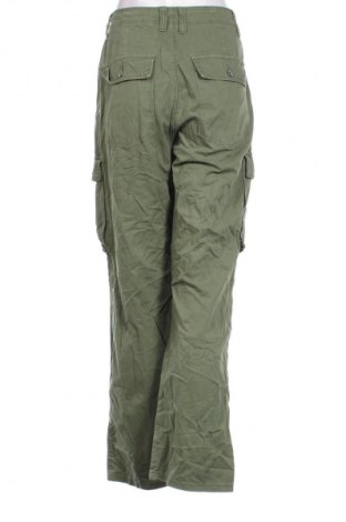 Női nadrág Bershka, Méret M, Szín Zöld, Ár 7 879 Ft
