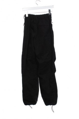 Damskie spodnie Bershka, Rozmiar XS, Kolor Czarny, Cena 26,99 zł