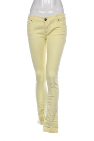 Damskie spodnie Denim&Co., Rozmiar L, Kolor Żółty, Cena 55,17 zł