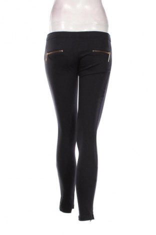 Pantaloni de femei Elisabetta Franchi, Mărime M, Culoare Albastru, Preț 131,99 Lei