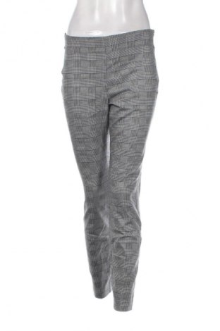 Damskie spodnie Essentials, Rozmiar M, Kolor Kolorowy, Cena 24,99 zł