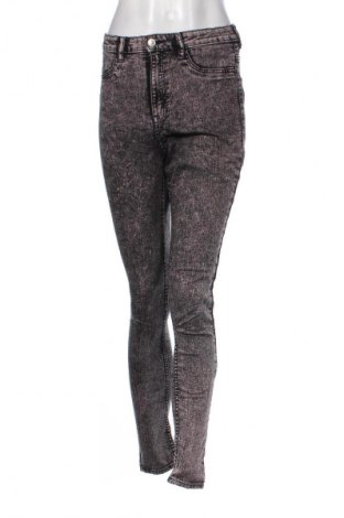 Dámské kalhoty  H&M Divided, Velikost S, Barva Vícebarevné, Cena  119,00 Kč