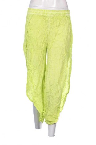 Pantaloni de femei Made With Love, Mărime M, Culoare Verde, Preț 150,99 Lei