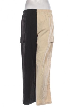 Pantaloni de femei SHEIN, Mărime M, Culoare Multicolor, Preț 23,99 Lei