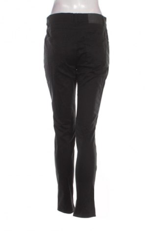 Pantaloni de femei Soya Concept, Mărime M, Culoare Negru, Preț 42,99 Lei