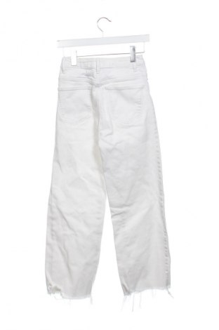 Pantaloni de femei Zara, Mărime XXS, Culoare Alb, Preț 32,43 Lei