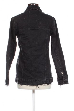 Дамско яке Bershka, Размер XS, Цвят Черен, Цена 39,99 лв.