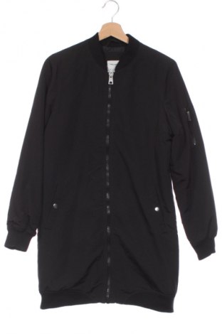 Dámska bunda  Vero Moda, Veľkosť XS, Farba Čierna, Cena  6,95 €