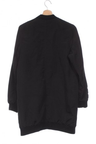 Dámska bunda  Vero Moda, Veľkosť XS, Farba Čierna, Cena  6,95 €