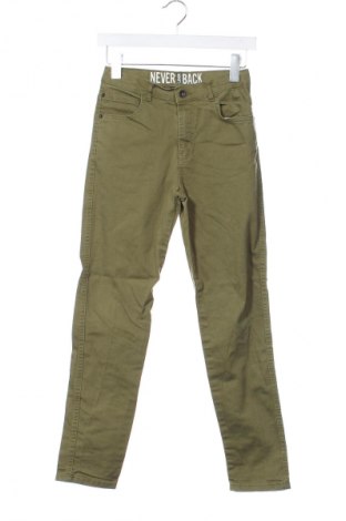 Gyerek farmernadrág LC Waikiki, Méret 11-12y / 152-158 cm, Szín Zöld, Ár 2 699 Ft