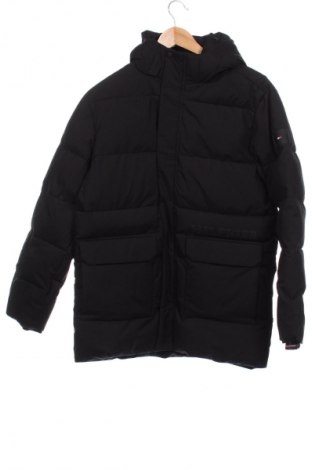 Dětská bunda  Tommy Hilfiger, Velikost 15-18y/ 170-176 cm, Barva Černá, Cena  3 449,00 Kč