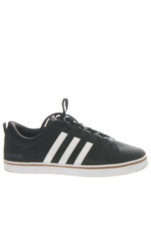 Мъжки обувки Adidas, Размер 48, Цвят Многоцветен, Цена 204,99 лв.